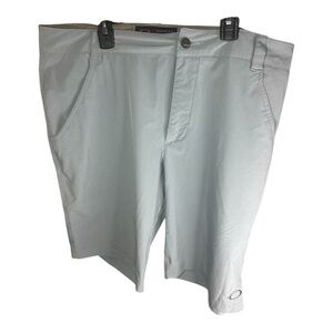 Oakley Light Gray Men's Shorts